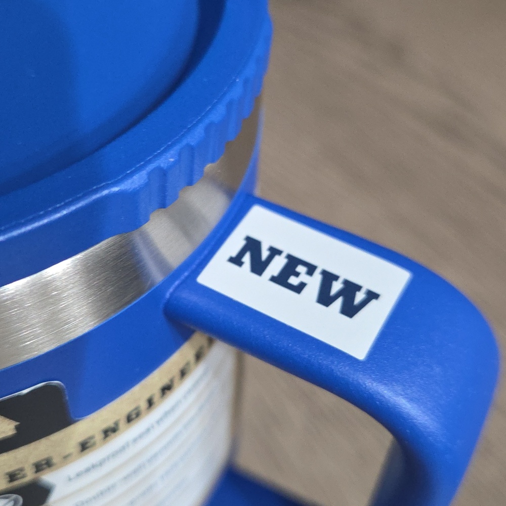 YETI Blue Rambler 30 oz Travel Mug - Picture 4 of 11